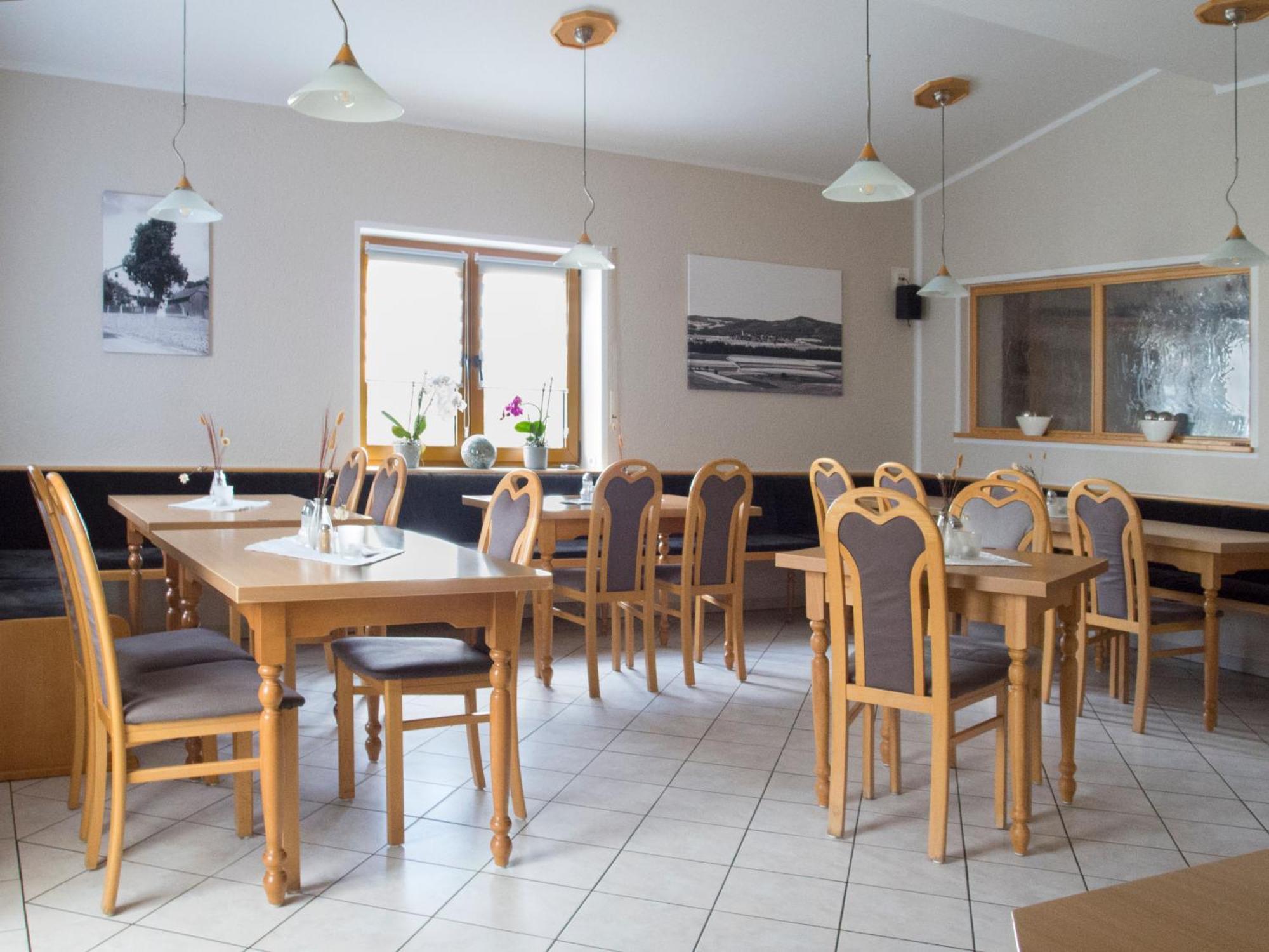 Landgasthof Benjamin Treffelstein Esterno foto